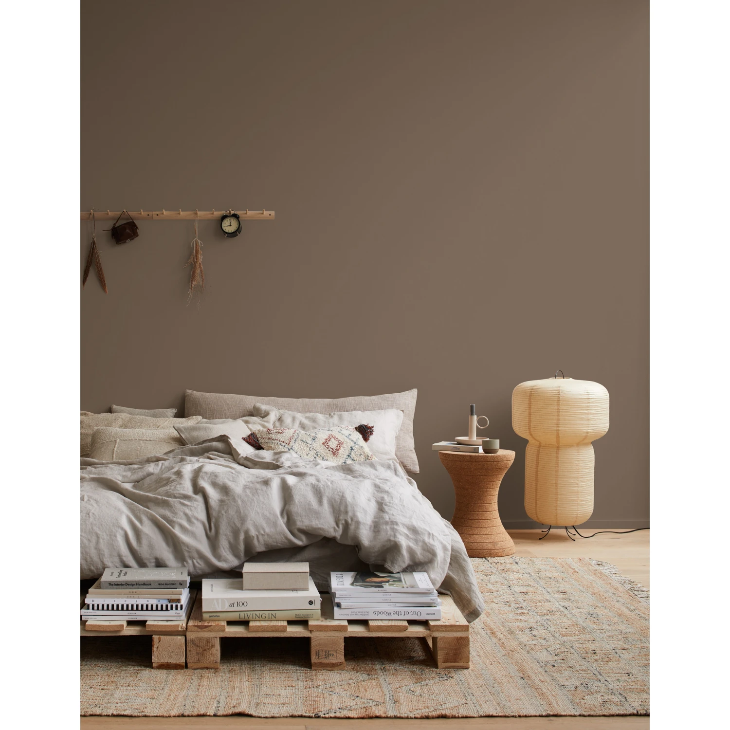 Alpina Wandfarbe 'pure Farben' Nussbraun Matt 2,5 L 3 Alpina Wandfarbe 'pure Farben' Nussbraun Matt 2,5 L - Image 3